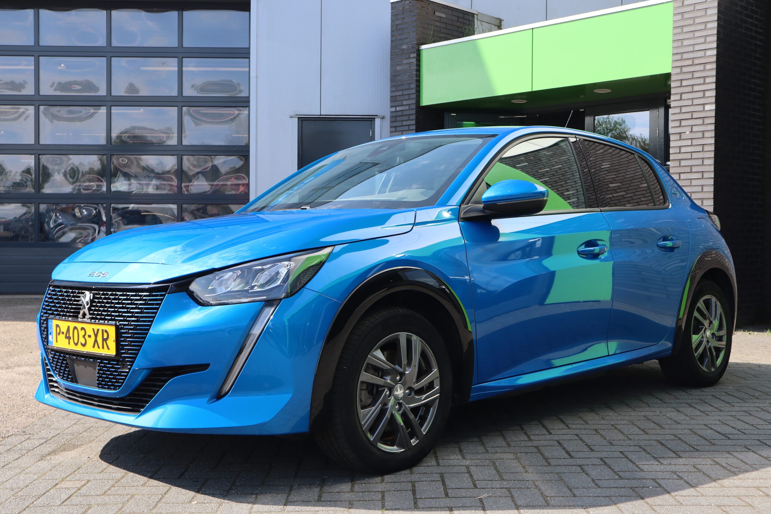 Peugeot e-208 leasen